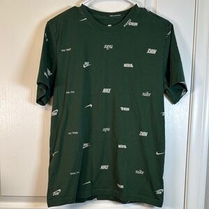 Nike The Nike Tee All Over Print Green White Shirt Size Med GUC #2926